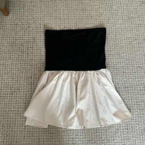 Commense Size L Black and White Strapless MiniDress